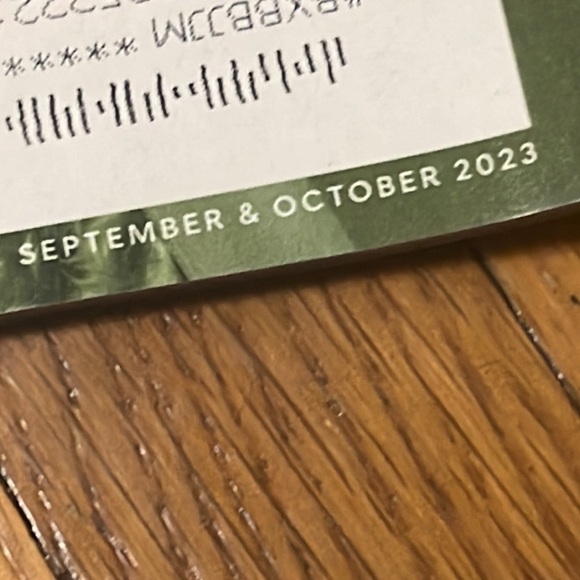 Cosmopolitan Magazine September & October 2023 Halle Bailey - Picture 2 of 15